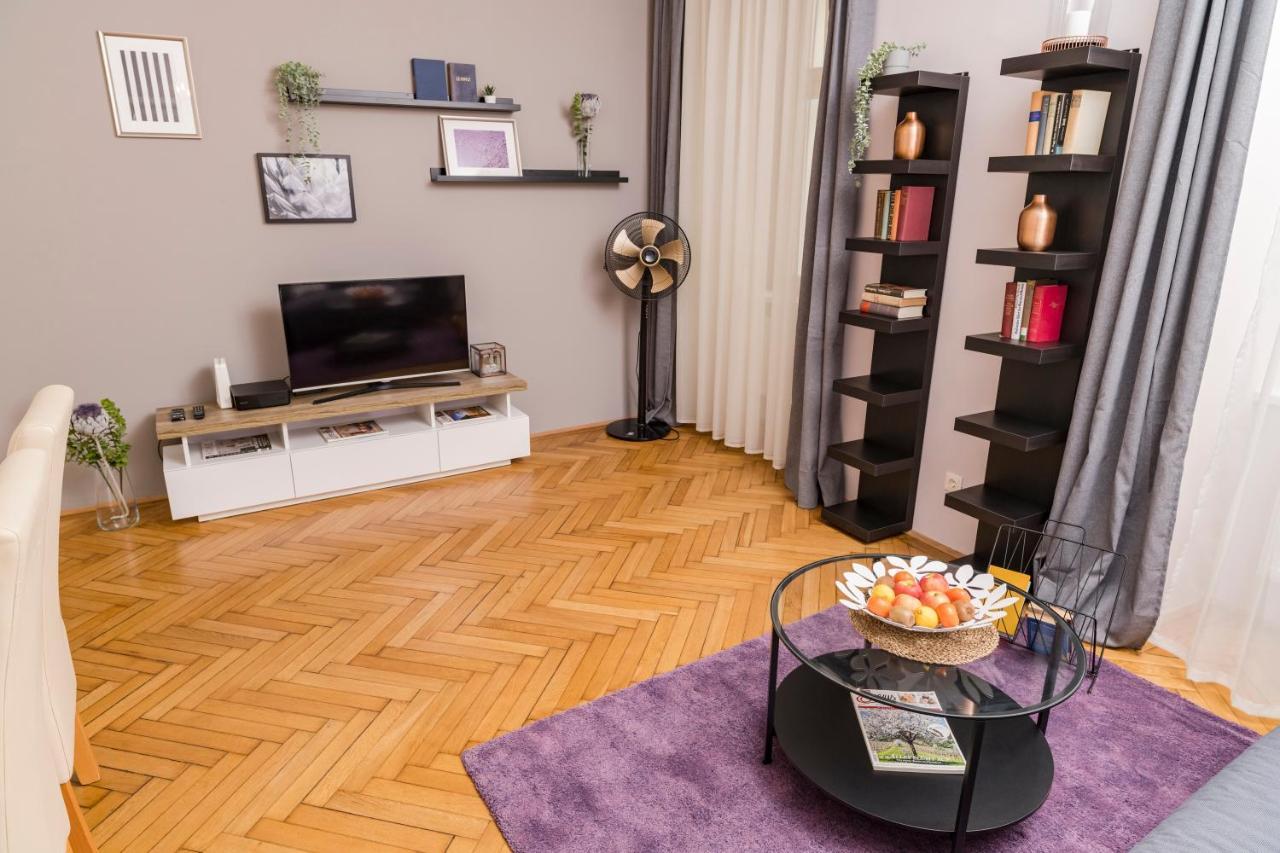 Apartment Judengasse De Luxe By Ichbucheat